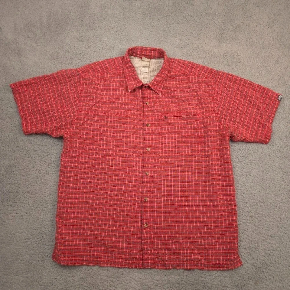 The North Face Mens XXL Red Plaid SS Button Shirt Mesh Vent Zip Pocket